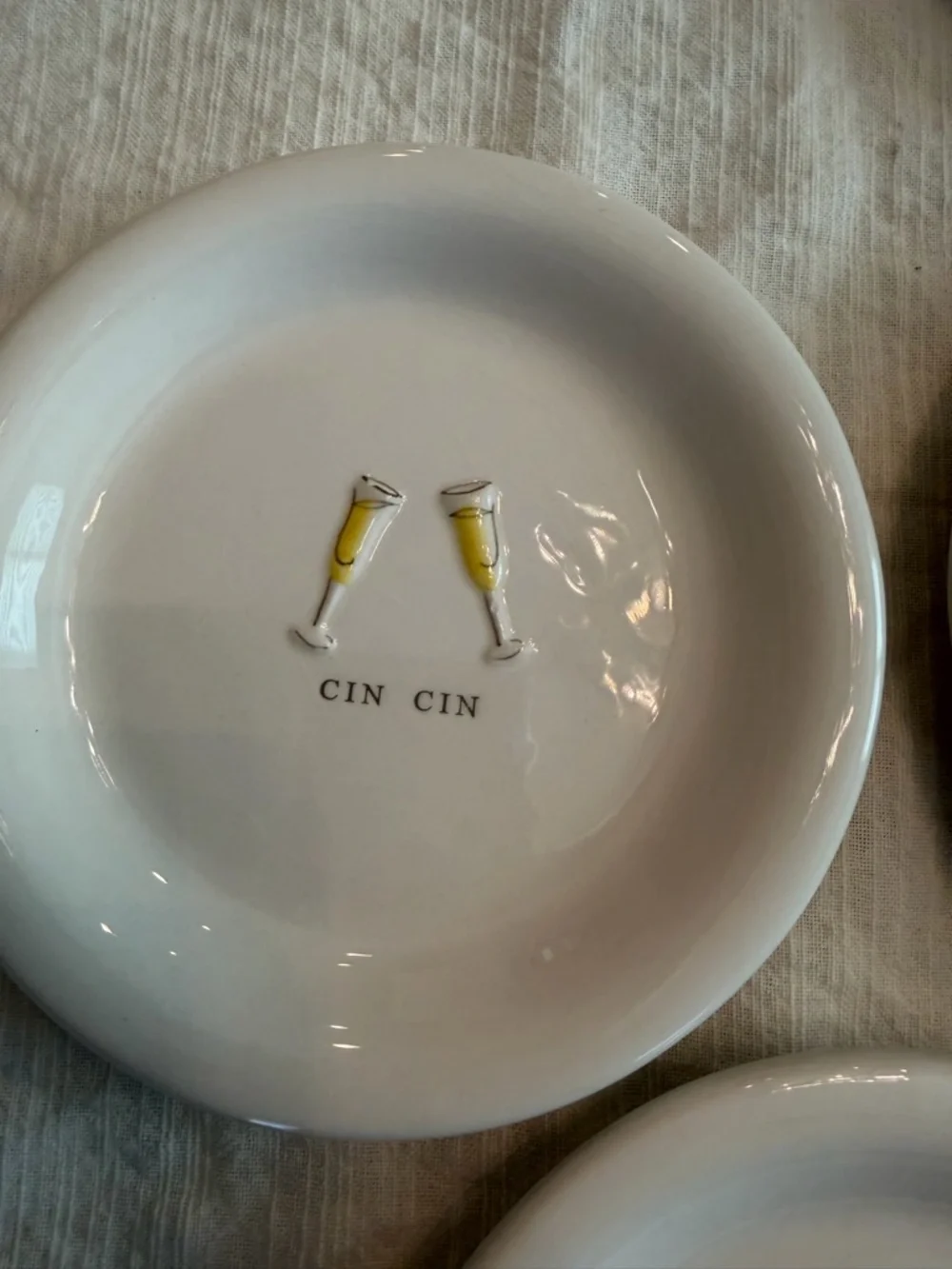 Williams Sonoma Cheers 6 White Ceramic cheers desert 6” plates